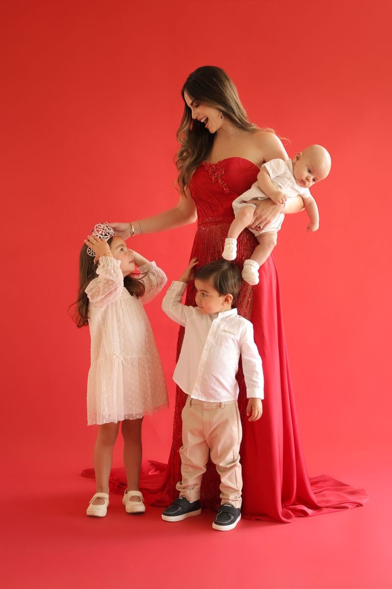 Miss Universe Ximena Navarrete celebrates 15 years of her crown with her kids by her side