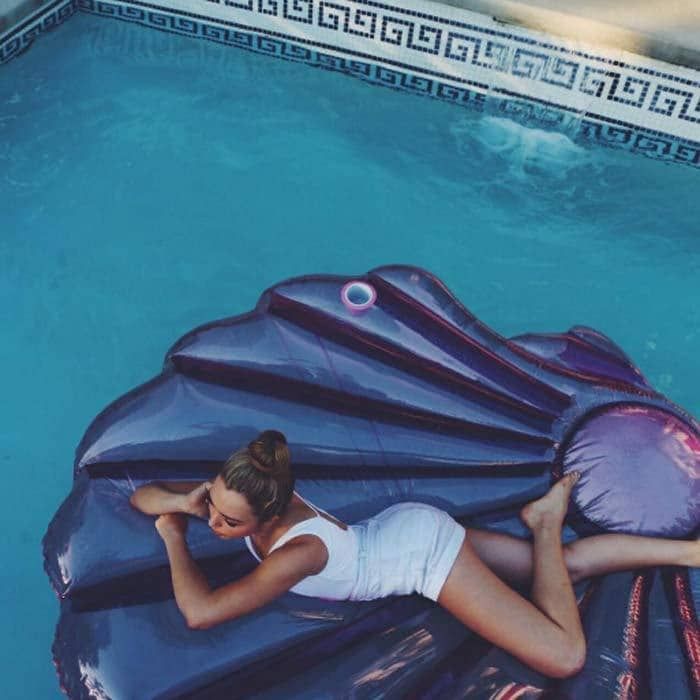 <b>Peyton List</b>
<br>Photo: Instagram/@peypeylist