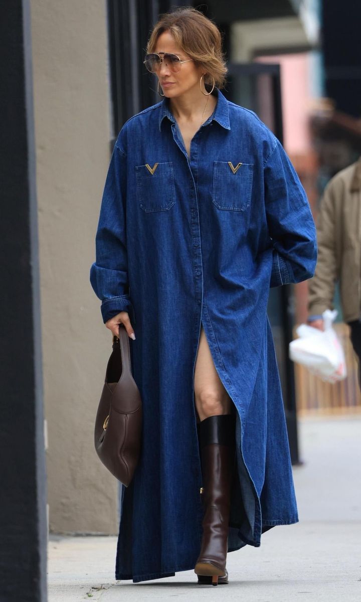 EXC Jennifer Lopez