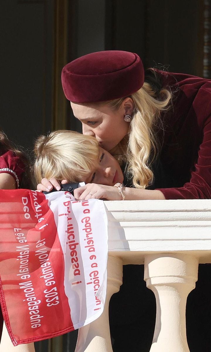 Beatrice was pictured sharing a sweet moment with her youngest child, Francesco.