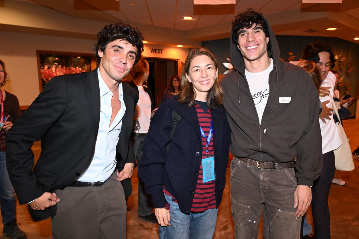 Javier Ambrossi and Javier Calvo posed with Sofia Coppola at the 2026 Telluride Film Festival, where the acclaimed filmmaker praised La bola negra following its North American premiere.