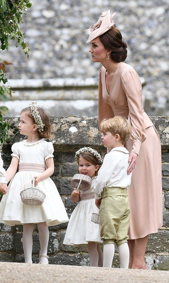 Prince George and Princess Charlotte dressed in Pepa & Company on Pippa Middleton's wedding day.
Photo: Getty Images
