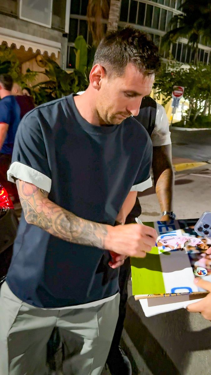  Lionel Messi and Antonela Roccuzzo's date night