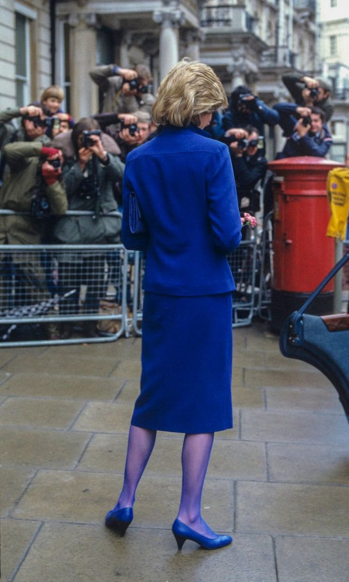 12 Photos Proving Princess Diana Was a Fashion Icon