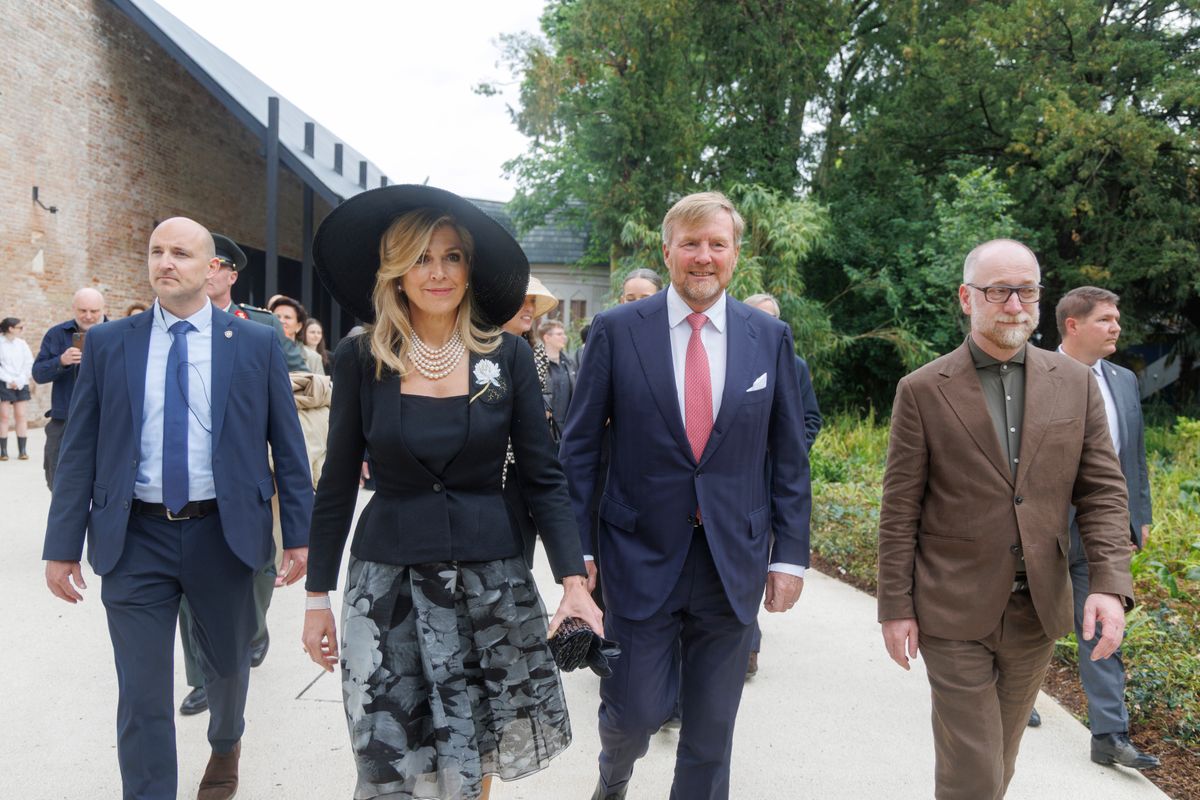 King Willem-Alexander and Queen Maxima stroll through the Giardini at the Venice Biennale on their way to inaugurate the Dutch Pavilion 