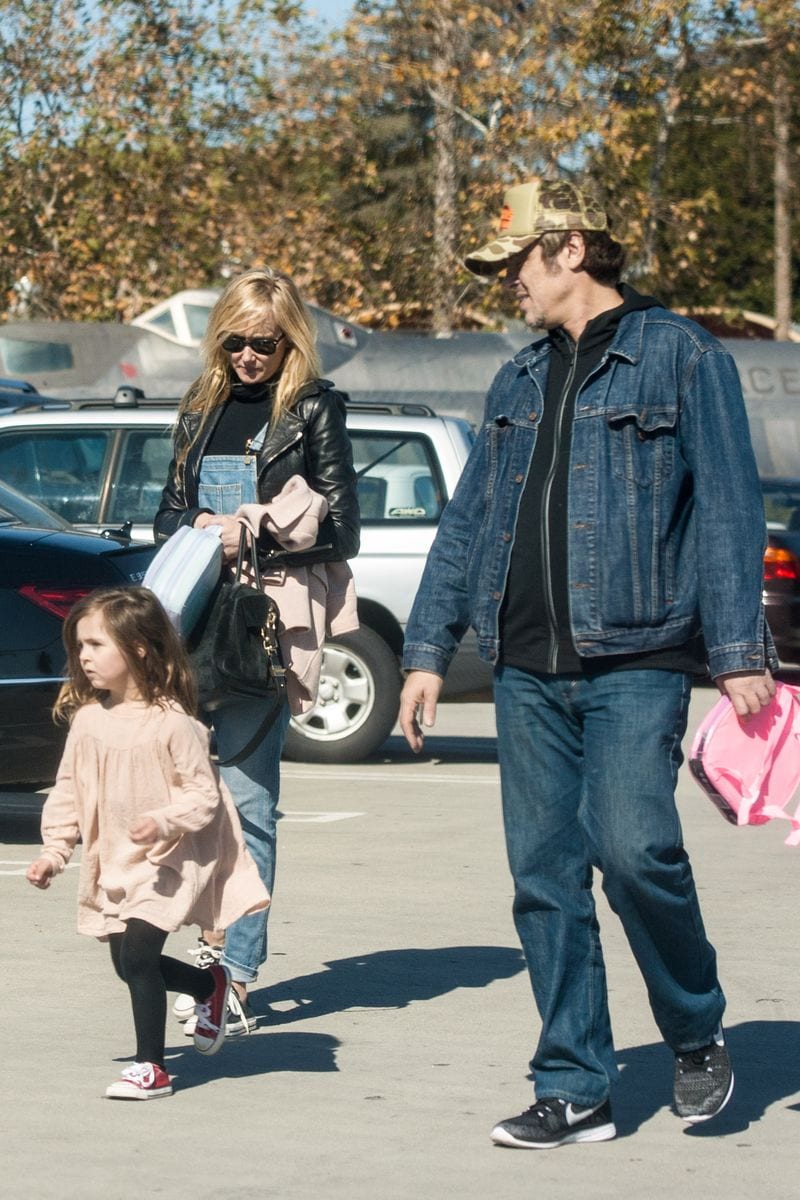 Benicio Del Toro with Kimberly Stewart and his daughter Delilah in California