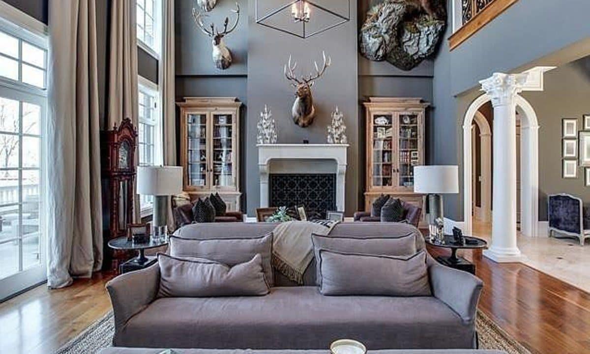 Kelly Clarkson's Tennessee Mansion finally sells