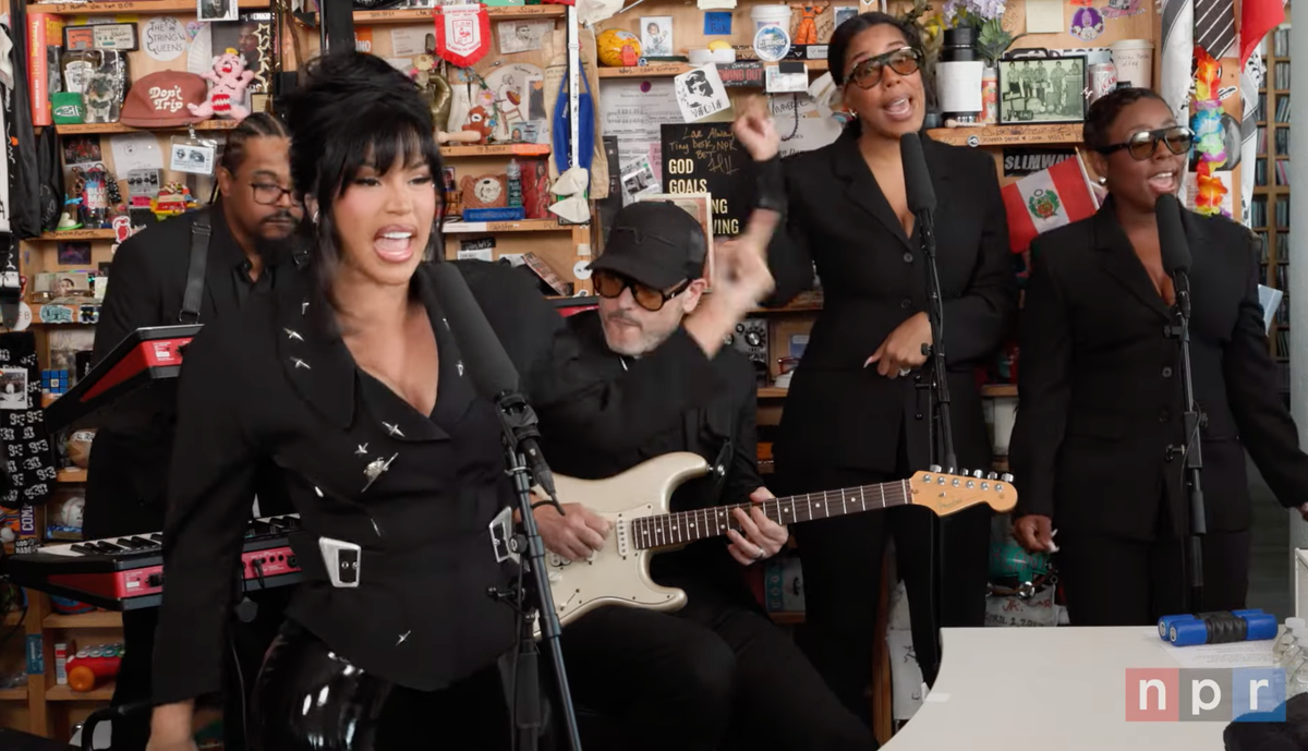 The Bronx-born superstar performed eight songs in approximately 18 minutes
