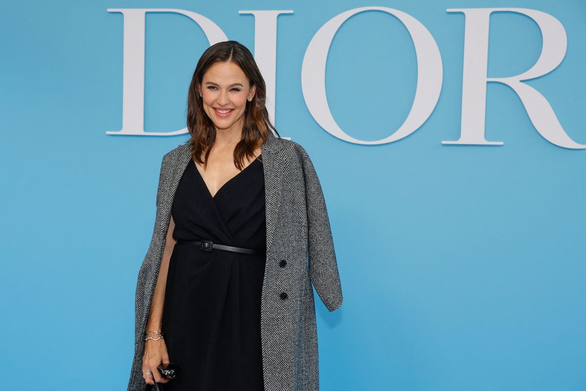 Jennifer Garner in Paris