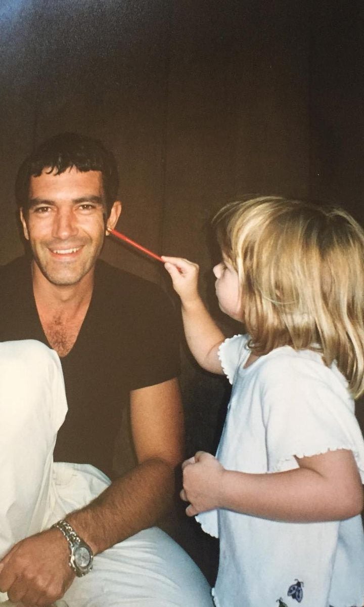 Stella Banderas shares a throwback with her father Antonio Banderas