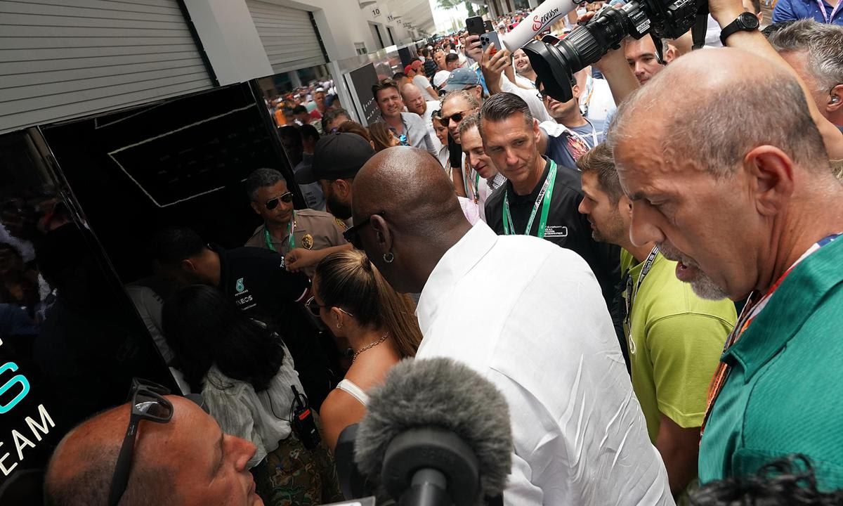 Michael Jordan makes rare appearance with wife Yvette Prieto at Formula 1 in Miami