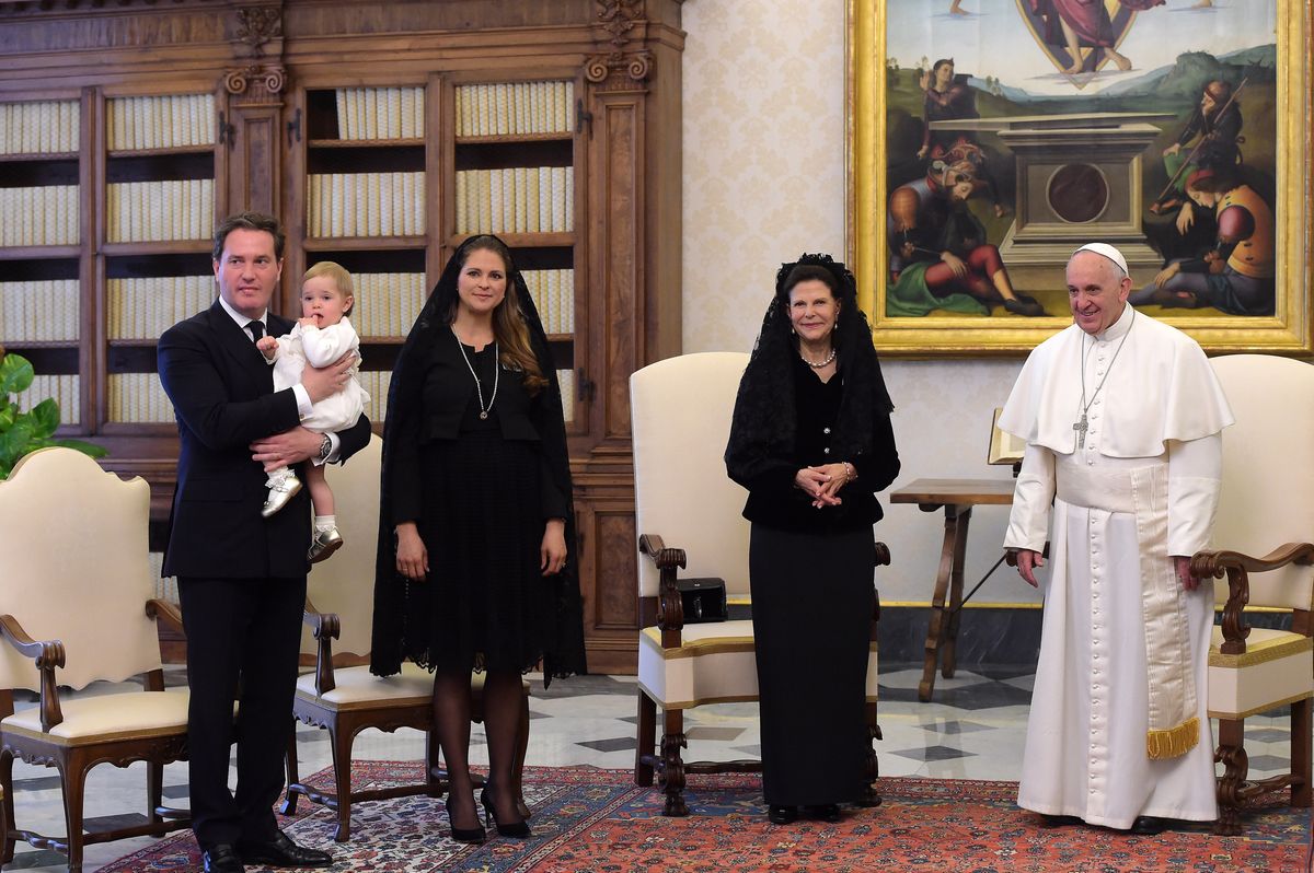 Pope Francis (Jorge Mario Bergoglio) holding an audience to receive the Queen Silvia of Sweden, Princess Madeleine and husband Christopher O'Neill and the little Princess Leonore. Vatican City, 27th April 2015 (Photo by Grzegorz Galazka/Archivio Grzegorz Galazka/Mondadori via Getty Images)