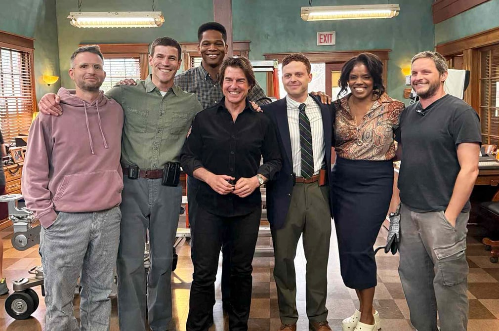 Tom Cruise was all smiles during an unexpected public appearance on the set of 'NCIS: Origins' after his split from Ana de Armas.