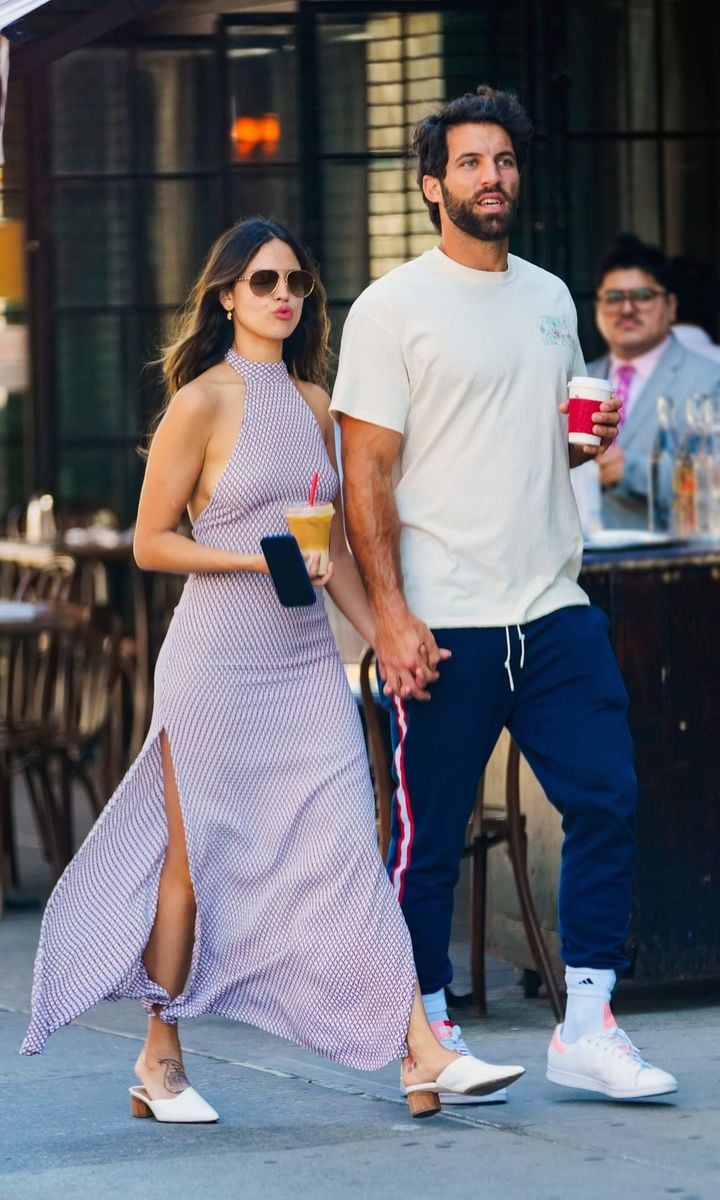 Eiza Gonzalez walks hand in hand with boyfriend Paul Rabil in New York City