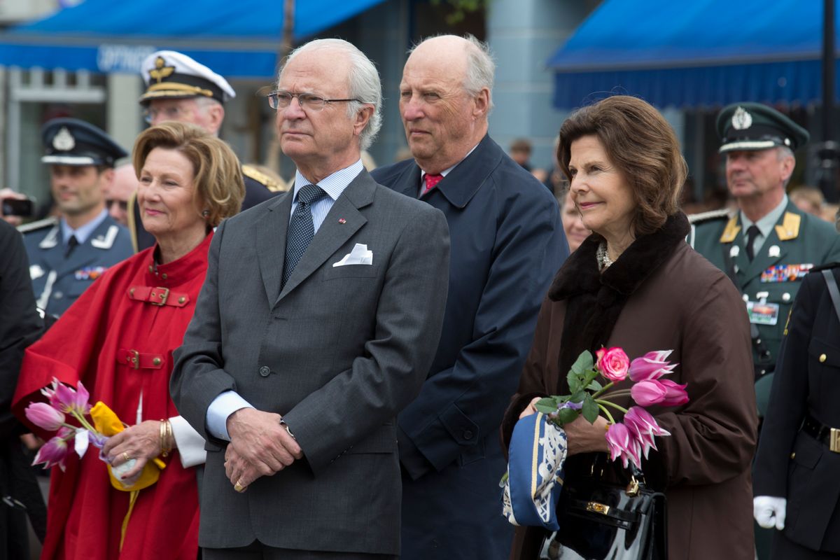 King Harald V and Queen Sonja welcome King Carl XVI Gustaf and Queen Silvia of Sweden, reflecting a royal friendship that spanned decades.