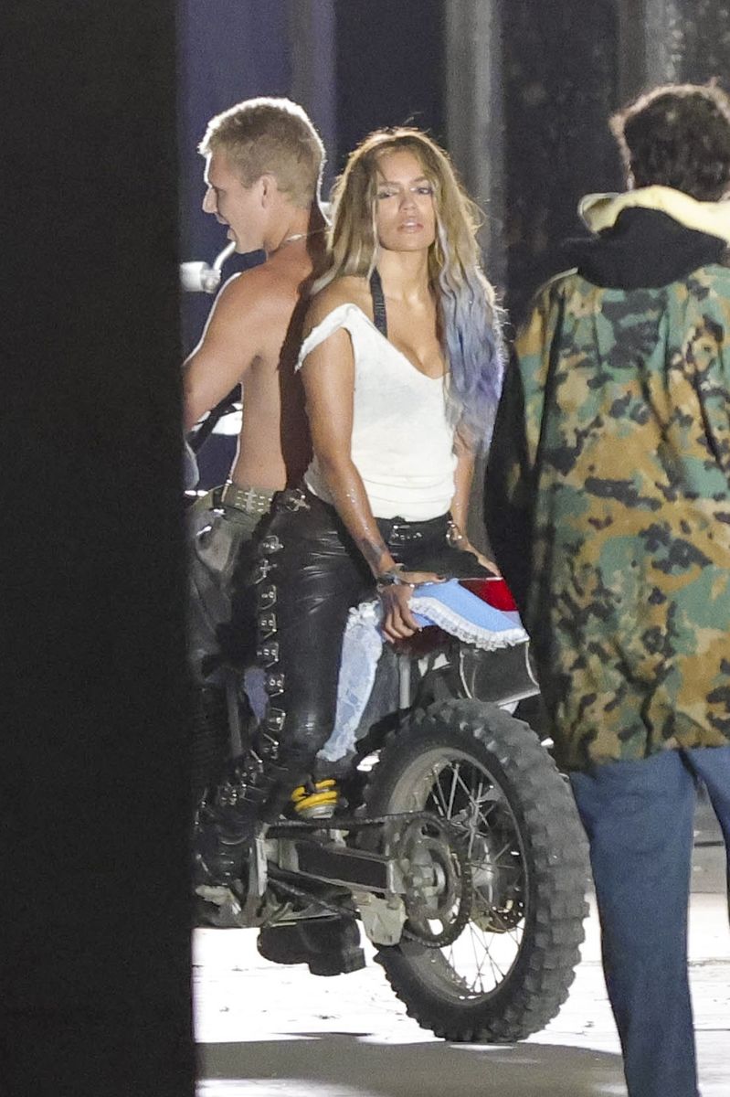 Singer Karol G was spotted filming a new music video in Downtown Los Angeles, California.