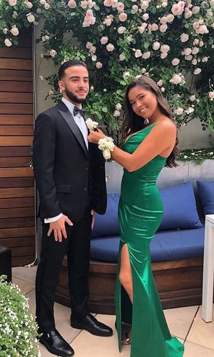 Lola Consuelos prom