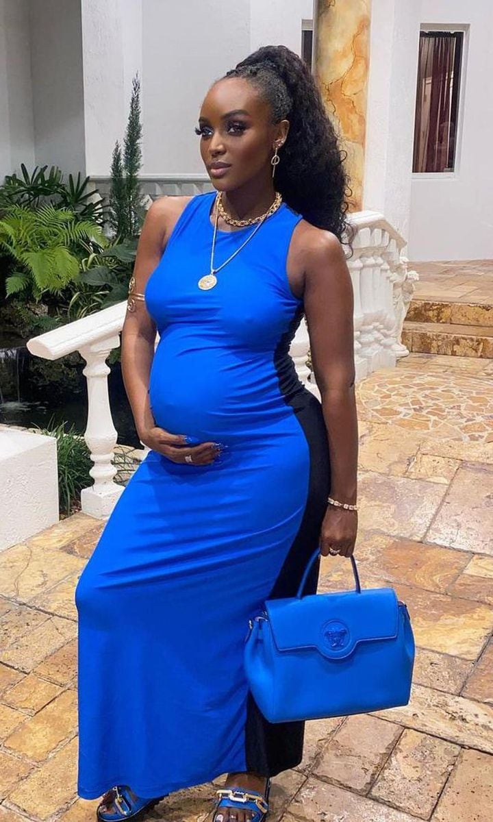 Amara La Negra