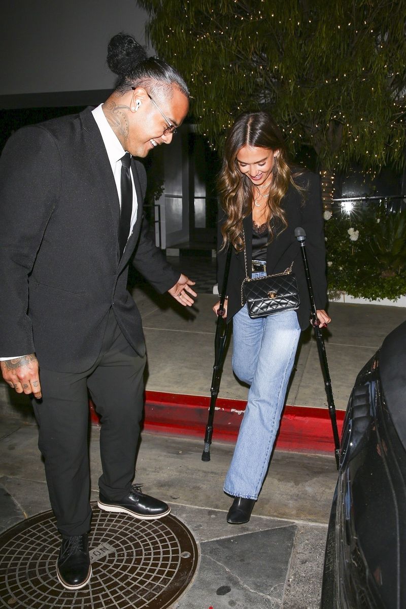 

Jessica Alba steps out with the help of crutches, following an apparent injury, for girls night after dinner at The Bird Streets Club.