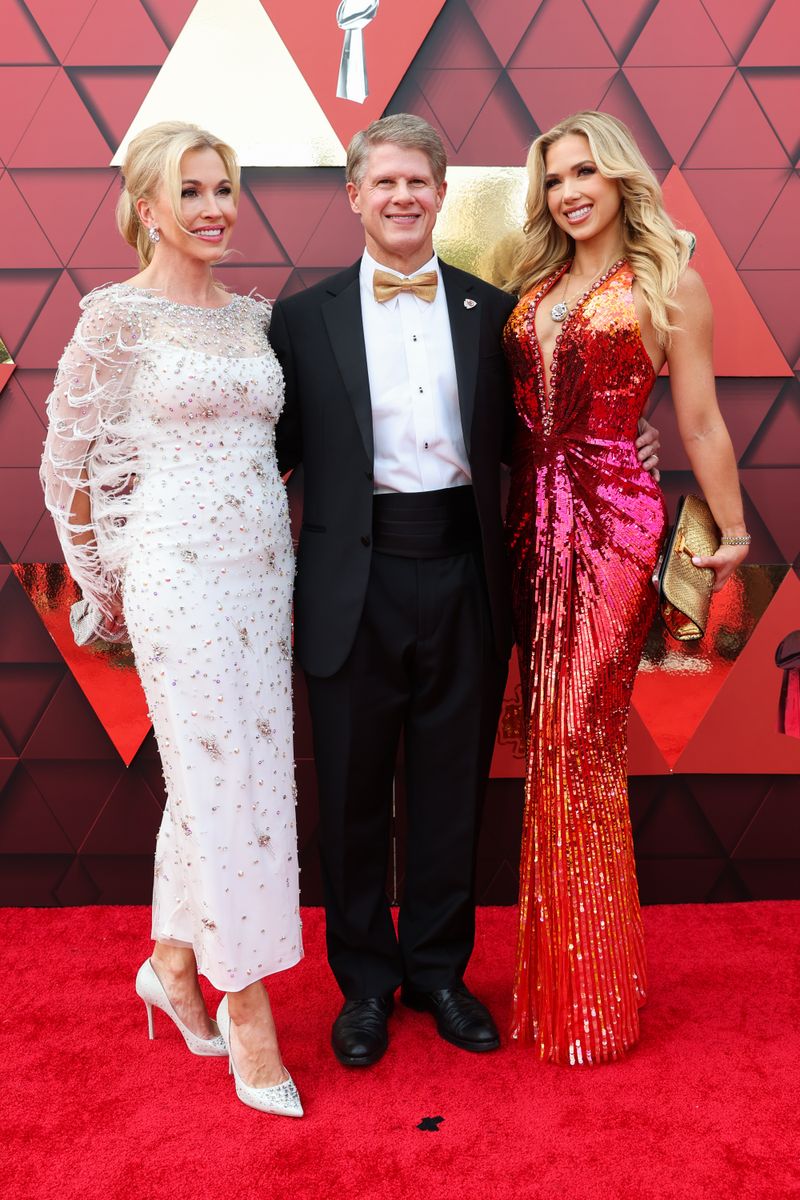 Kansas City Chiefs owner Clark Hunt, Wife Tavia and daughter Gracie on the red carpet before the Super Bowl Championship Ring Ceremony on June 15, 2023, at Union Station in Kansas City, MO.  (Photo by Scott Winters/Icon Sportswire via Getty Images)