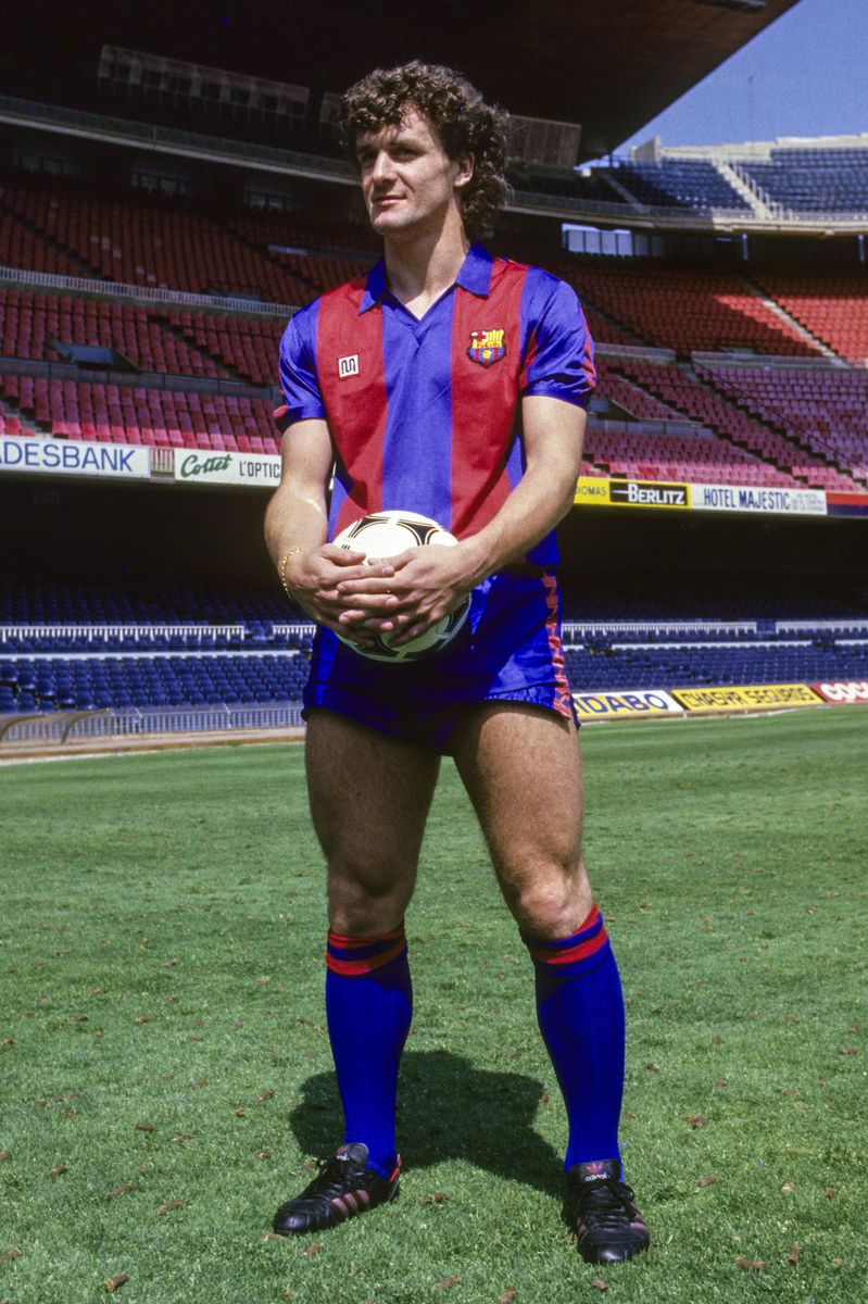 Mark Hughes spent one season with Barcelona before enjoying some of the greatest years of his playing career at Manchester United.