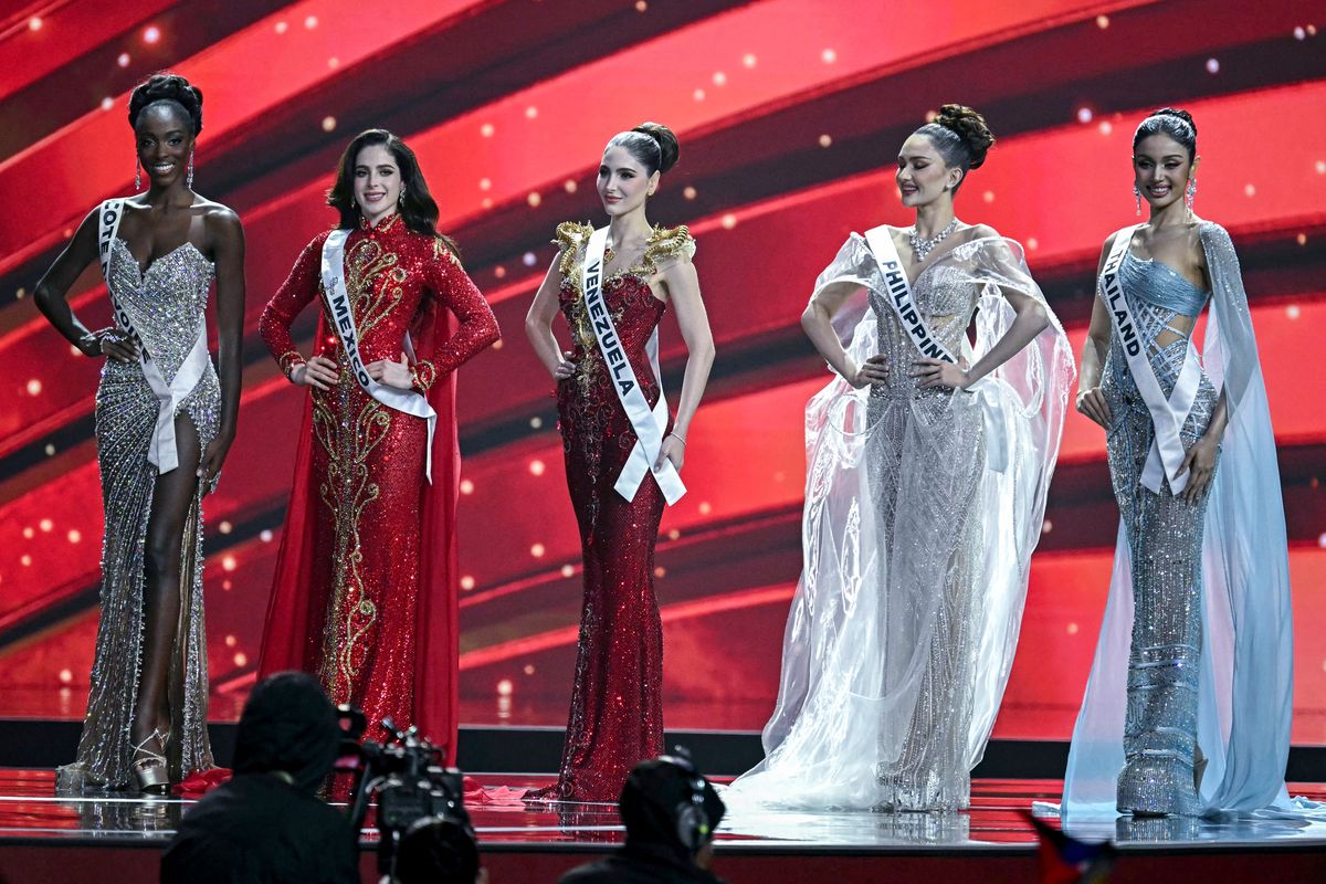 Olivia Yace, Miss Mexico, Fatima Bosch, Miss Venezuela, Stephany Adriana Abasali Nasser, Miss Philippines, Ahtisa Manalo, and Miss Thailand Praveenar Singh.