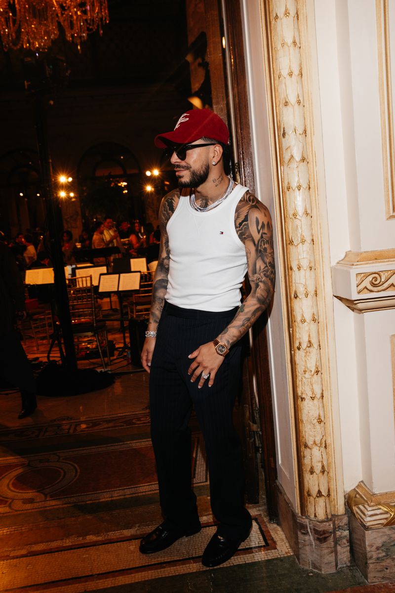 Ryan Castro was among the Latin music stars spotted at Tommy Hilfiger as the Colombian singer joined the NYFW crowd.