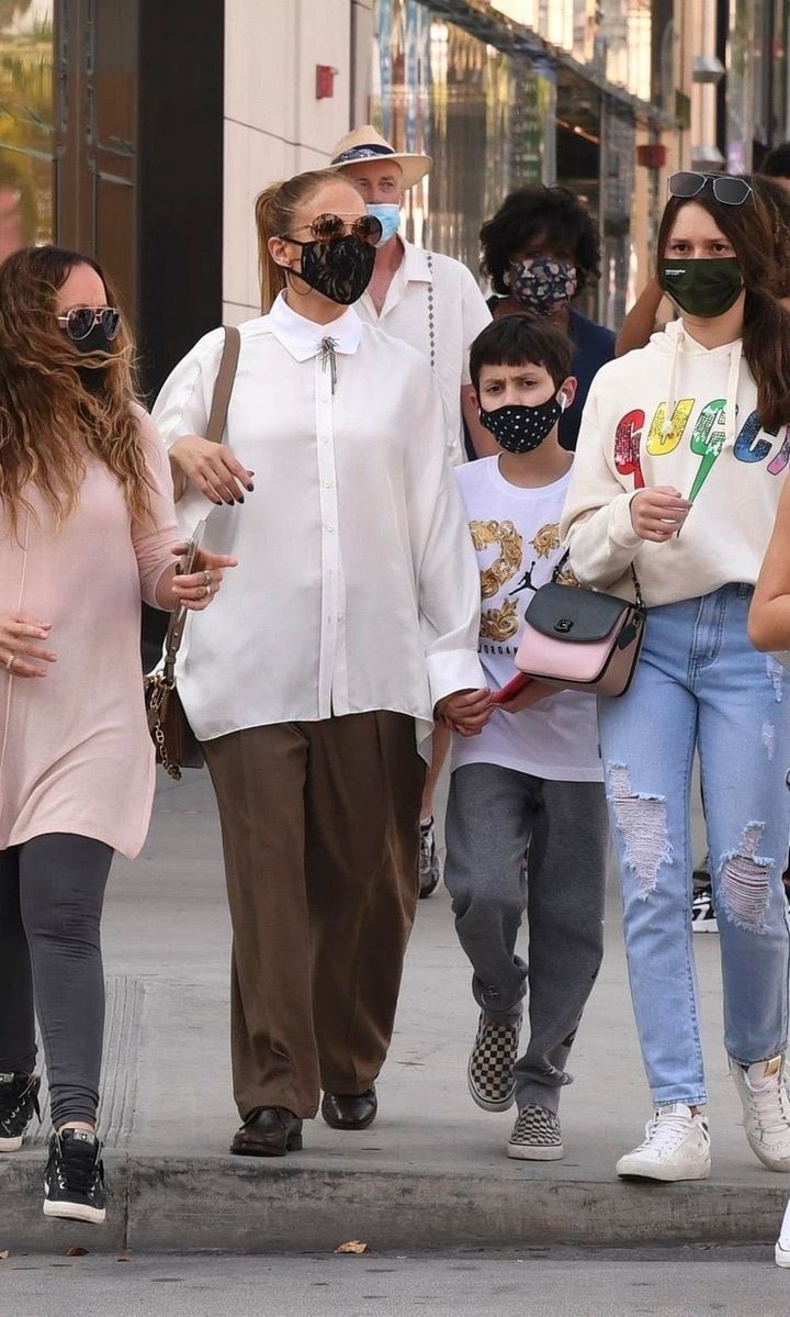 jennifer lopez and family
