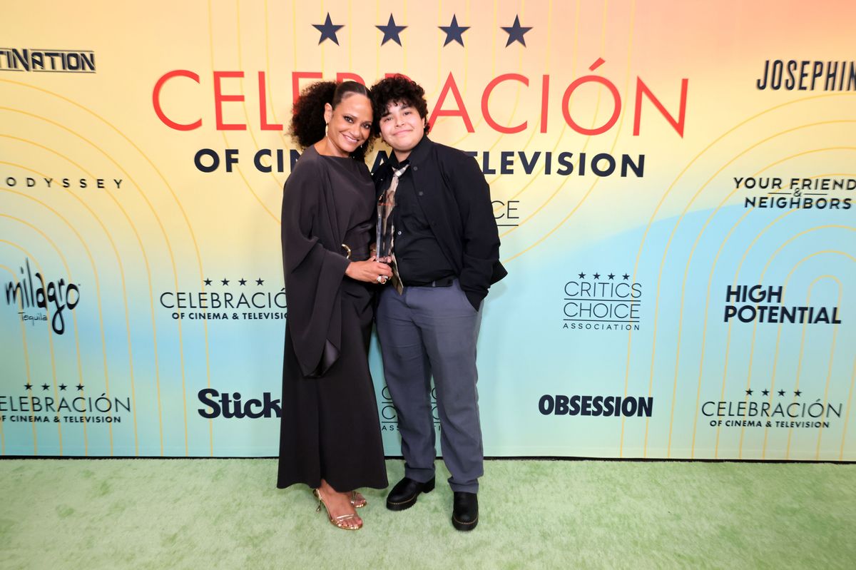  Judy Reyes and her son Rey Valencia 