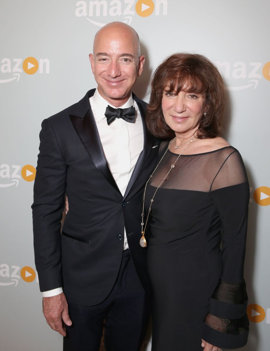 Jackie Bezos, Mother of Jeff Bezos, Dies at 78 Following Dementia Battle