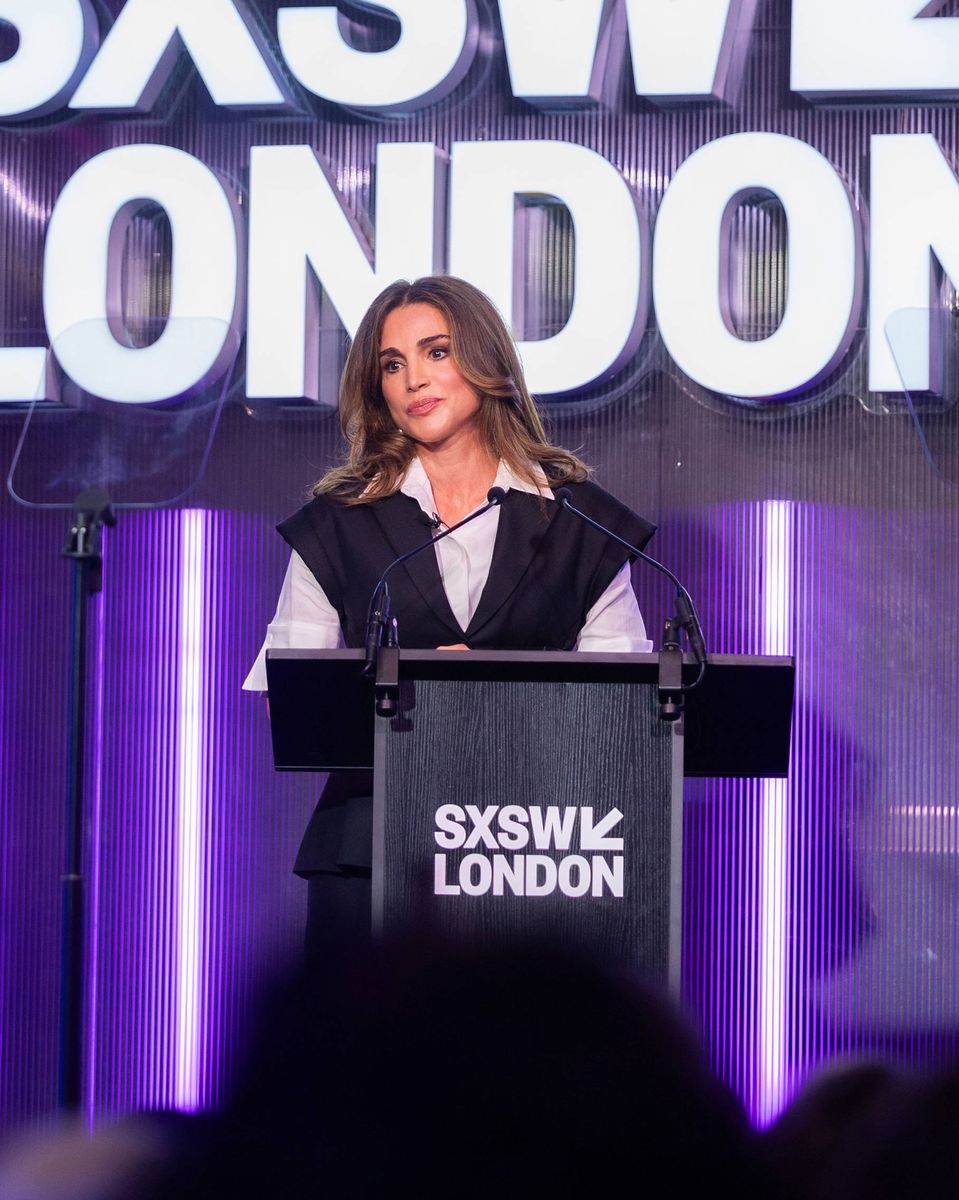 Queen Rania showcases striking black-and-white look while delivering powerful message at SXSW London