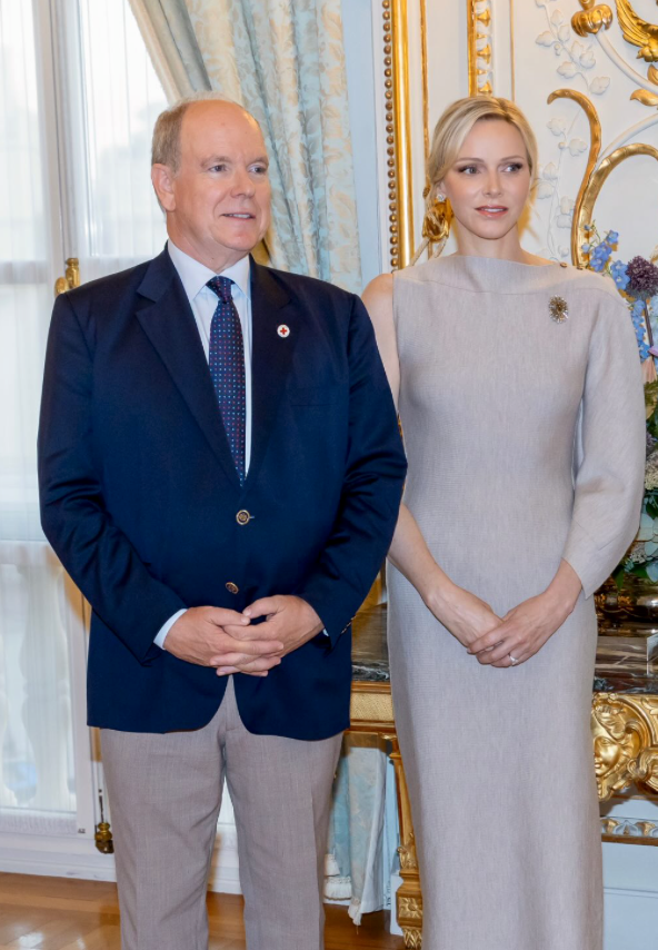 Prince Albert and Princess Charlene welcomed representatives participating in the 10th edition of the Small European National Societies (SENS) network.
