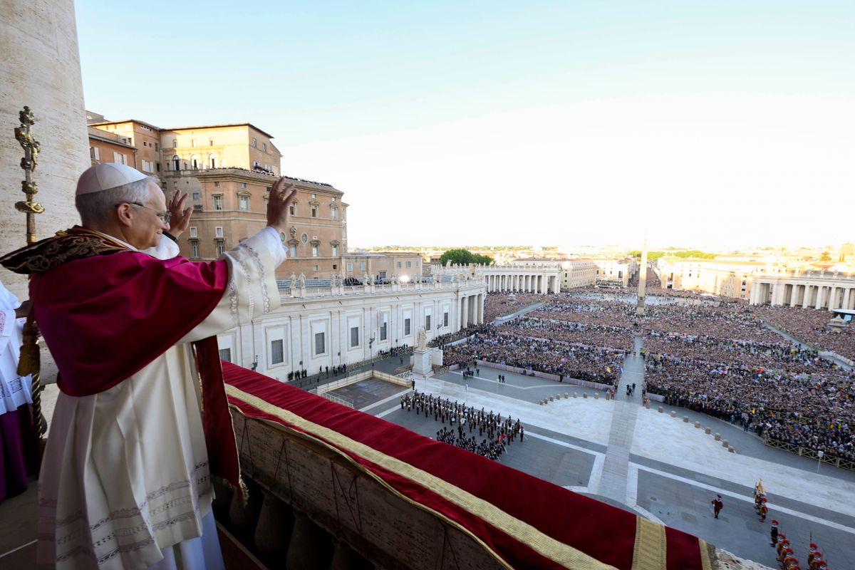 VATICAN CITY, VATICAN - MAY 08: (EDITOR NOTE: STRICTLY EDITORIAL USE ONLY - NO MERCHANDISING). Newly elected Pope Leo XIV, Robert Prevost addresses the crowd on the main central loggia balcony overlooking St Peter's Square on May 08, 2025 in Vatican City, Vatican. White smoke was seen over the Vatican early this evening as the Conclave of Cardinals took just two days to elect Cardinal Robert Francis Prevost, who will be known as Pope Leo  (Leone)  XIV, as the 267th Supreme Pontiff after the death of Pope Francis on Easter Monday. (Photo by Francesco Sforza - Vatican Media via Vatican Pool/Getty Images)