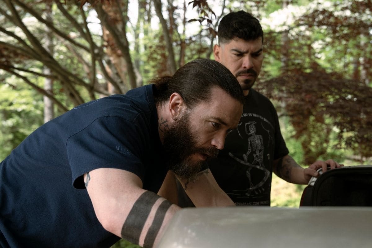 Pelphrey and Castillo in "Task"