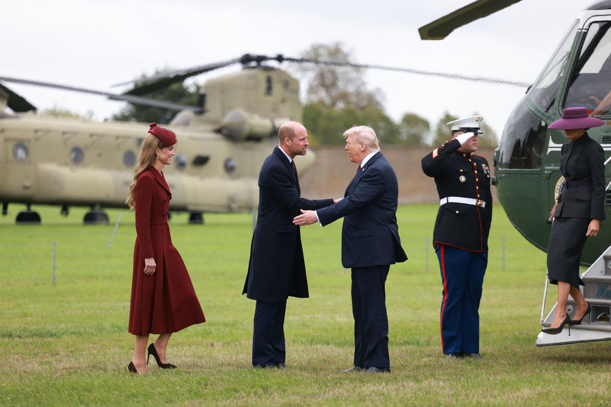 WINDSOR, ENGLAND - SEPTEMBER 17: Catherine, Princess of Wales (L) and Prince William, Prince of Wales (2nd L) welcome US President Donald Trump and First Lady Melania Trump to Windsor Castle with on day two of the US President Donald Trump's second state visit to the UK on September 17, 2025 in Windsor, England. (Photo by Ian Vogler - WPA Pool/Getty Images)