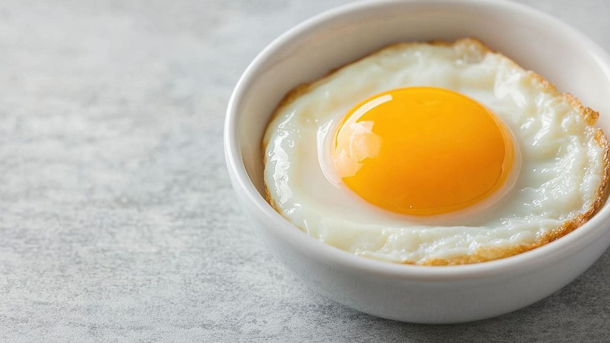 Make the perfect “Fried” egg in the microwave in under 60 seconds