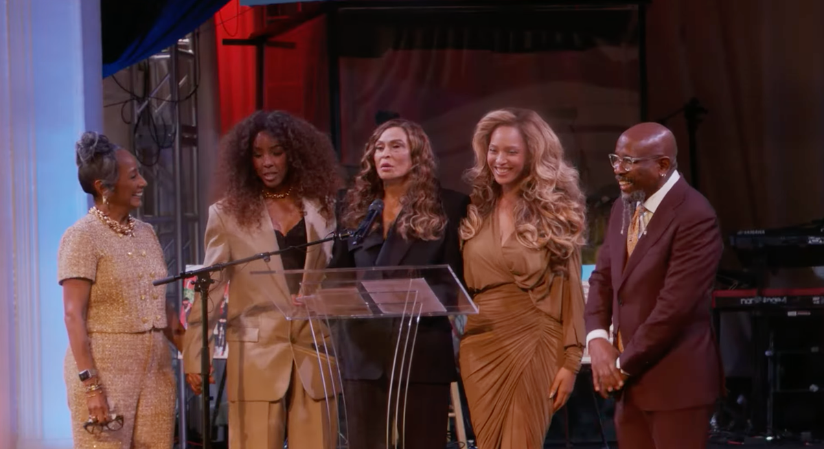 During the ceremony, Beyoncé invited Blue Ivy and Rumi to participate in the ribbon-cutting, allowing her daughters to take part in a project closely connected to their family's history.
