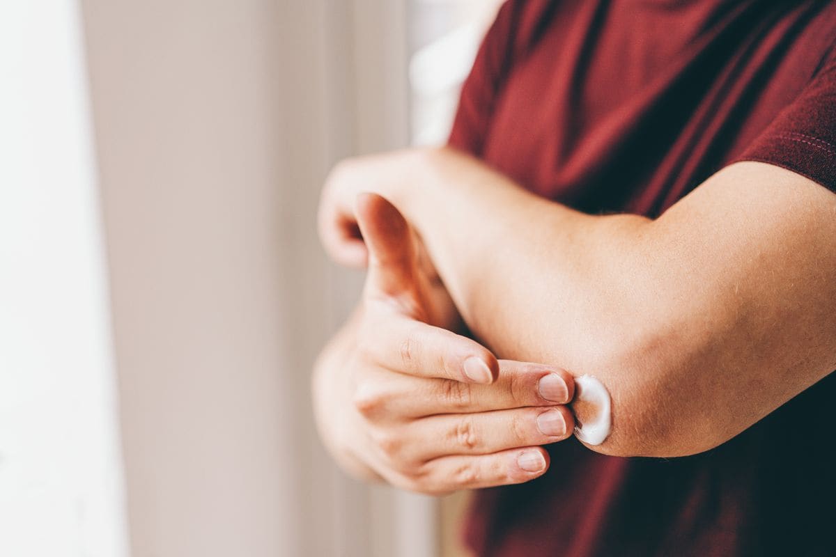 Dark Elbows and Knees: Gentle Brightening That Works