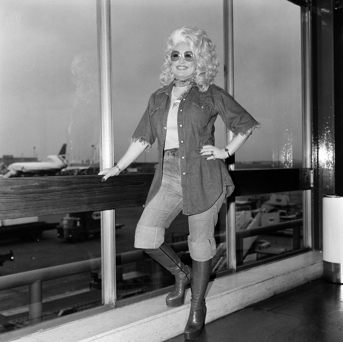 Parton, seen here in 1977, spent a lot of time in airports