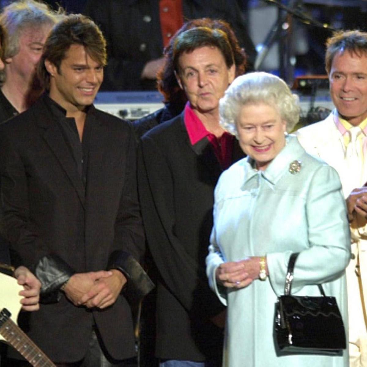 Reina Isabel y Ricky Martin