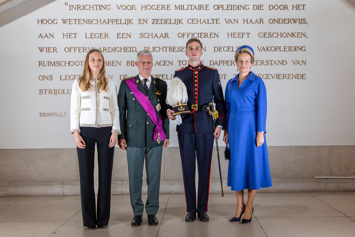 BRUSSELS, BELGIUM - SEPTEMBER 30:  Princess Eleonore, King Philippe, His Royal Highness Prince Gabriel and Queen Mathilde of Belgium pose for photographers after the swearing-in ceremony at the Royal Military Academy on September 30, 2025 in Brussels, Belgium. (Photo by Geert Vanden Wijngaert/Getty Images)
