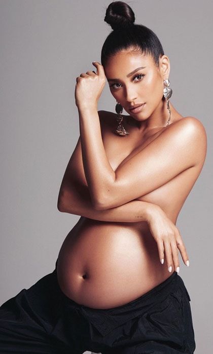 Shay Mitchell Pregnancy