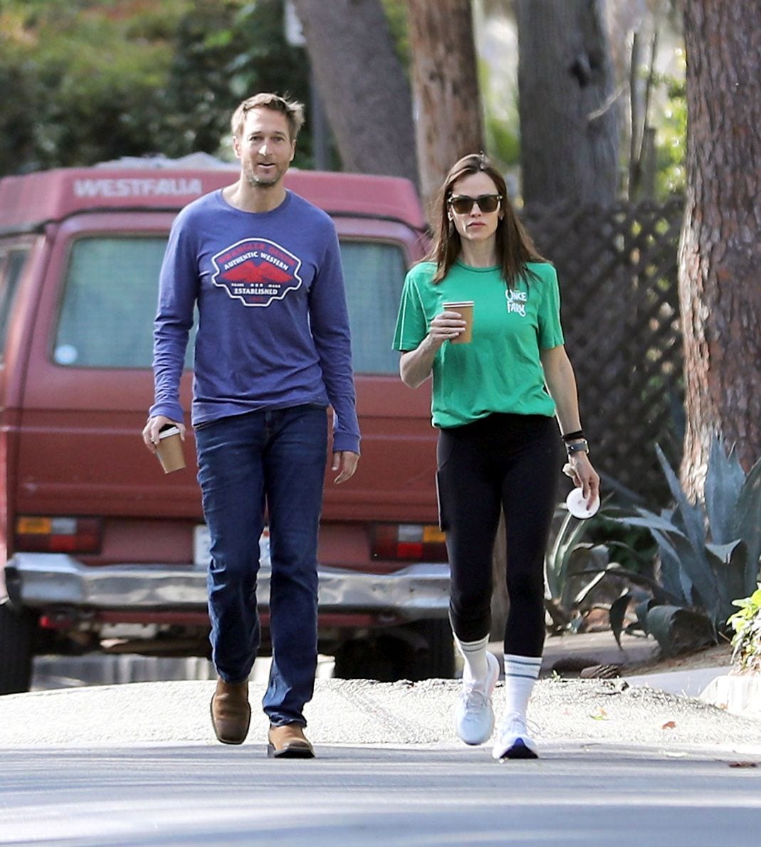 Jennifer Garner enjoys Mother's Day with her boyfriend John Miller