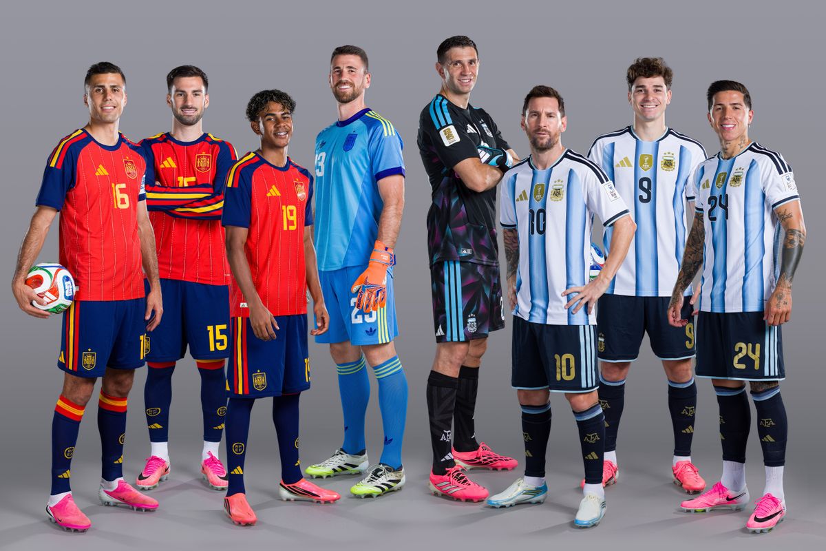 (L-R) Rodri, Alex Baena, Lamine Yamal and Unai Simon of Spain and Emiliano Martinez, Lionel Messi, Julian Alvarez and Enzo Fernandez of Argentina ahead of the FIFA World Cup 2026 Final match between Spain and Argentina