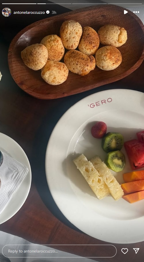 Antonela Roccuzzo's Instagram story of her breakfast in Brazil