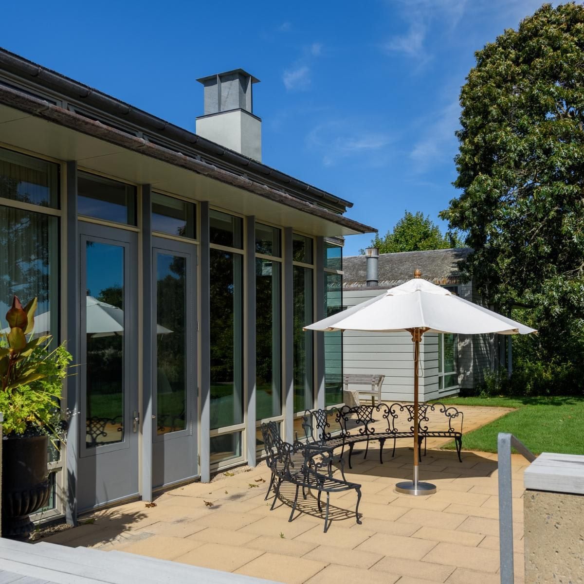 Obama's Martha's Vineyard vacation home is on sale