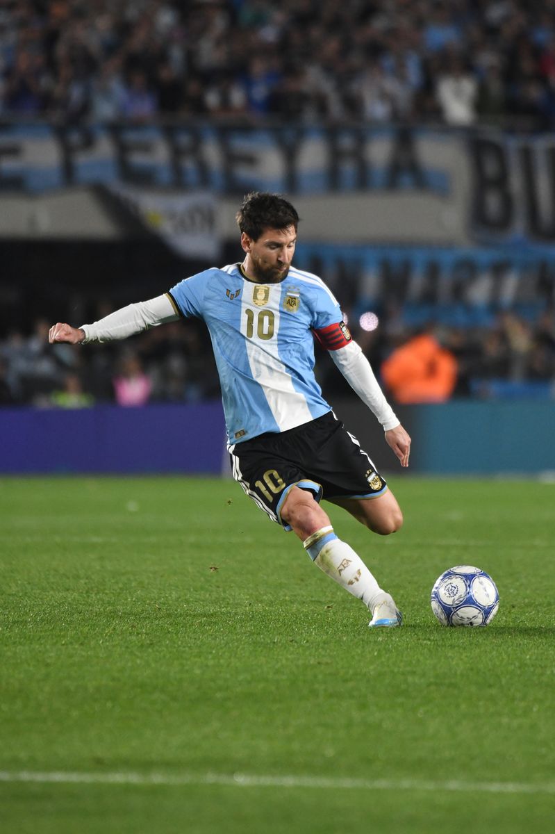 Lionel Messi of Argentina plays during the match between Argentina and Benin at Estadio Monumental in Buenos Aires, Argentina, on October 6, 2026.