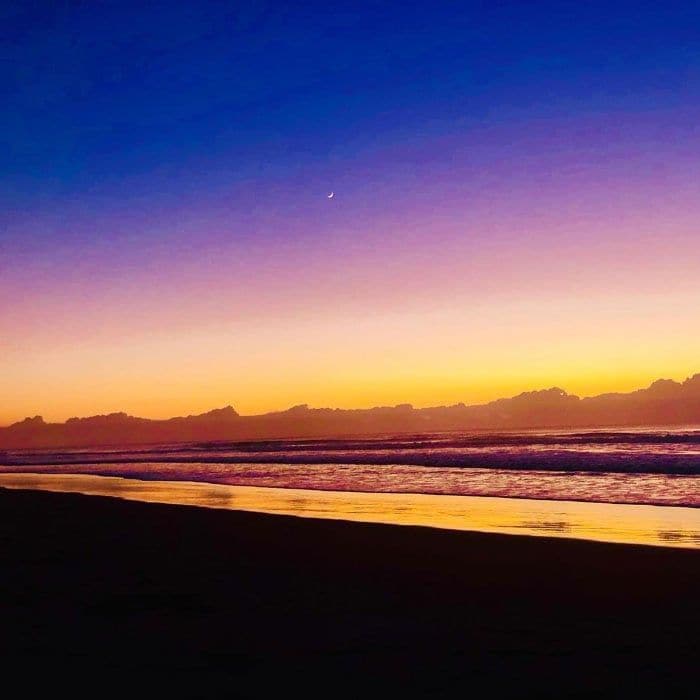 Liam Hemsworth sunset note on social media 