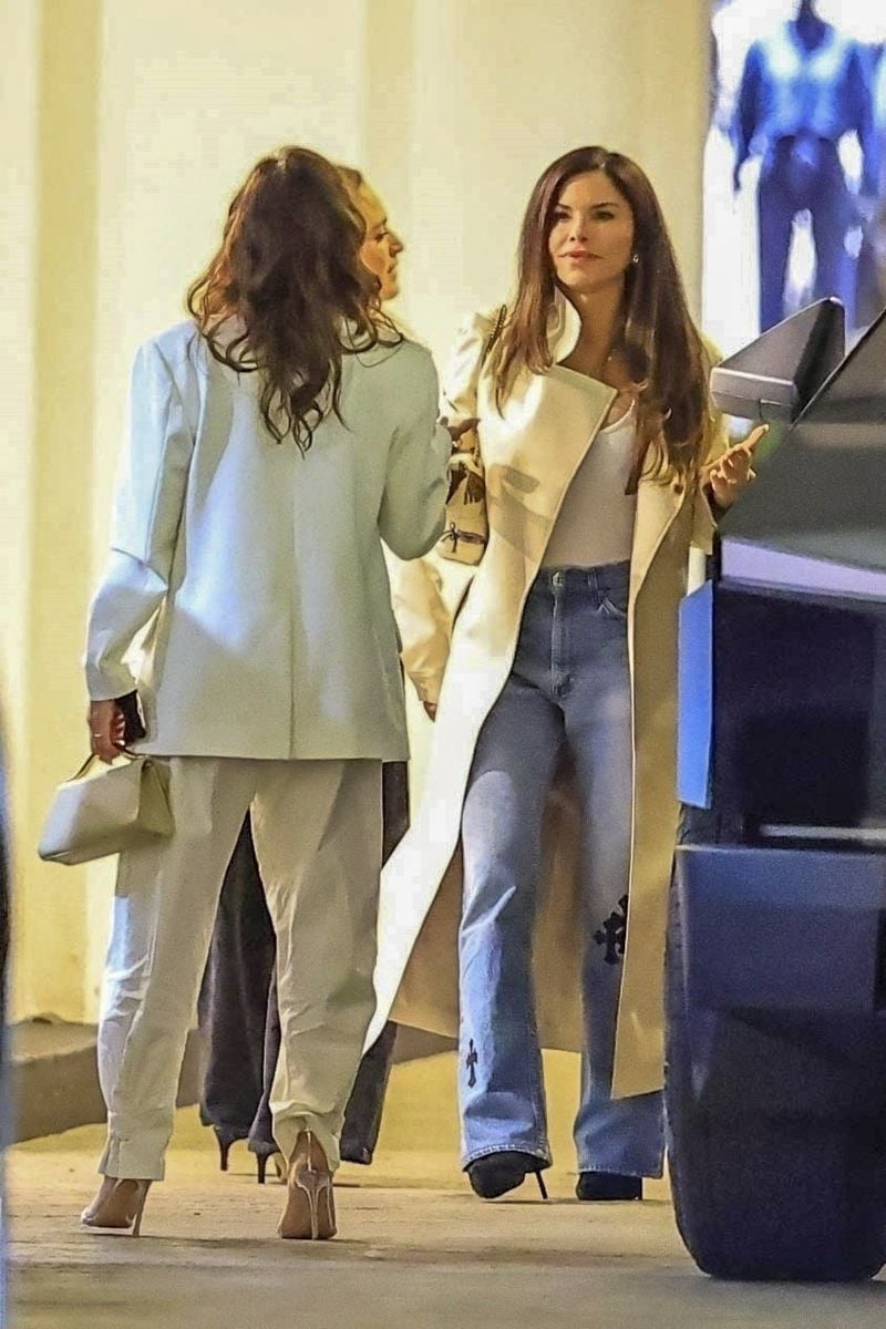 Eva Longoria and Lauren Sánchez in Los Angeles