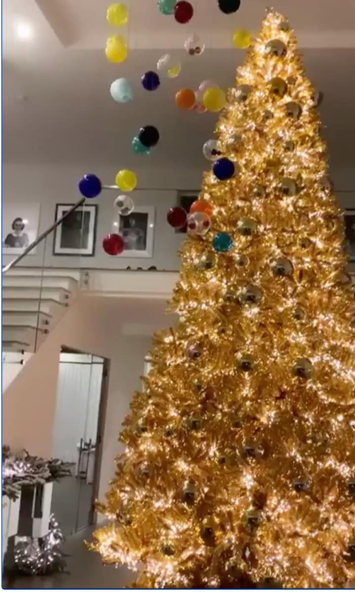 Ranking the Best to Worst Kardashian Christmas Trees